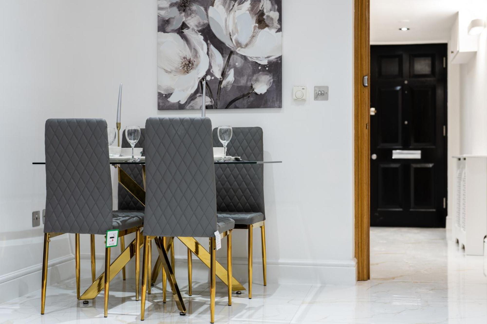The Signature Residences Лондон Экстерьер фото
